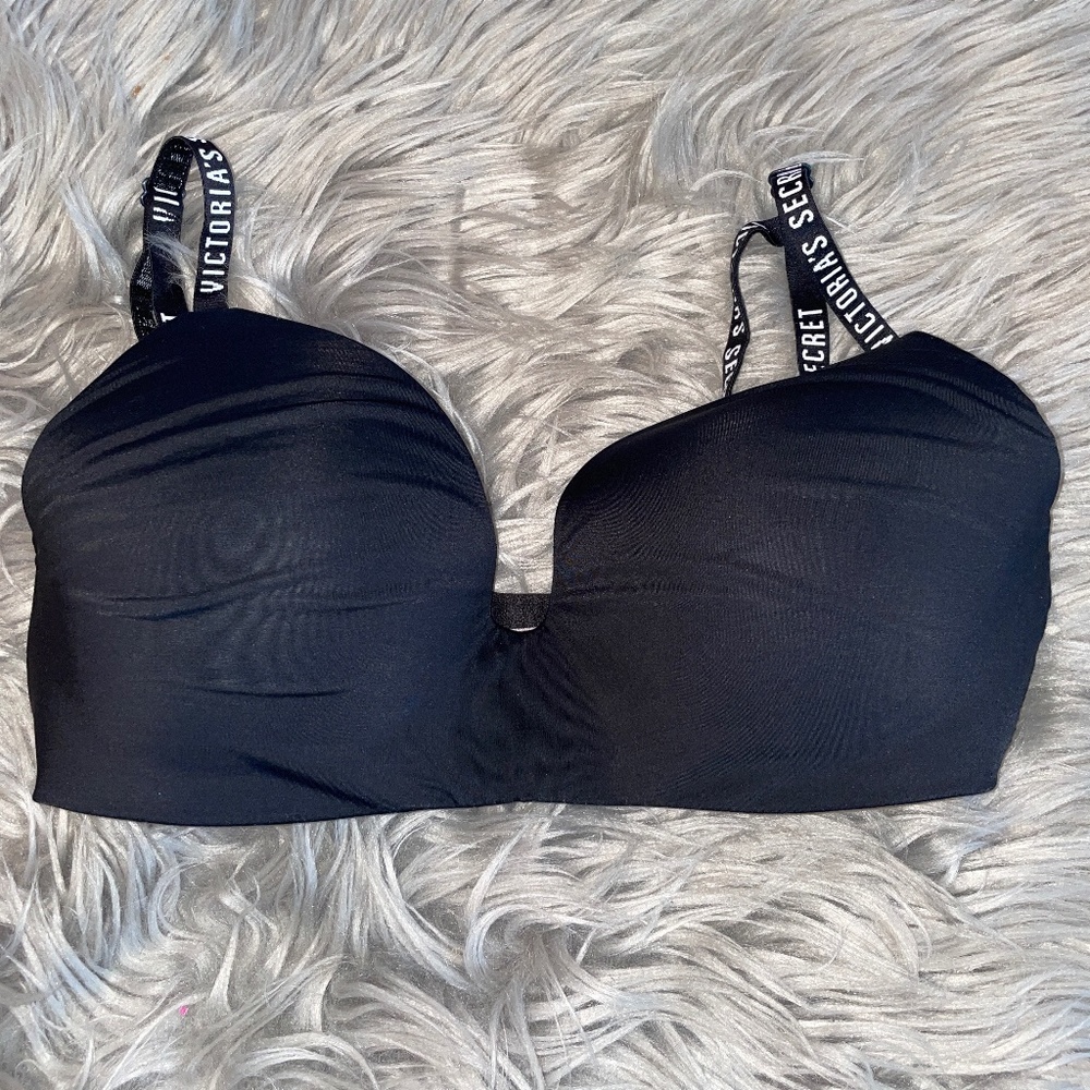 EUC Victorias Secret Full No Wire Smooth Logo Strap Bra Size 34D